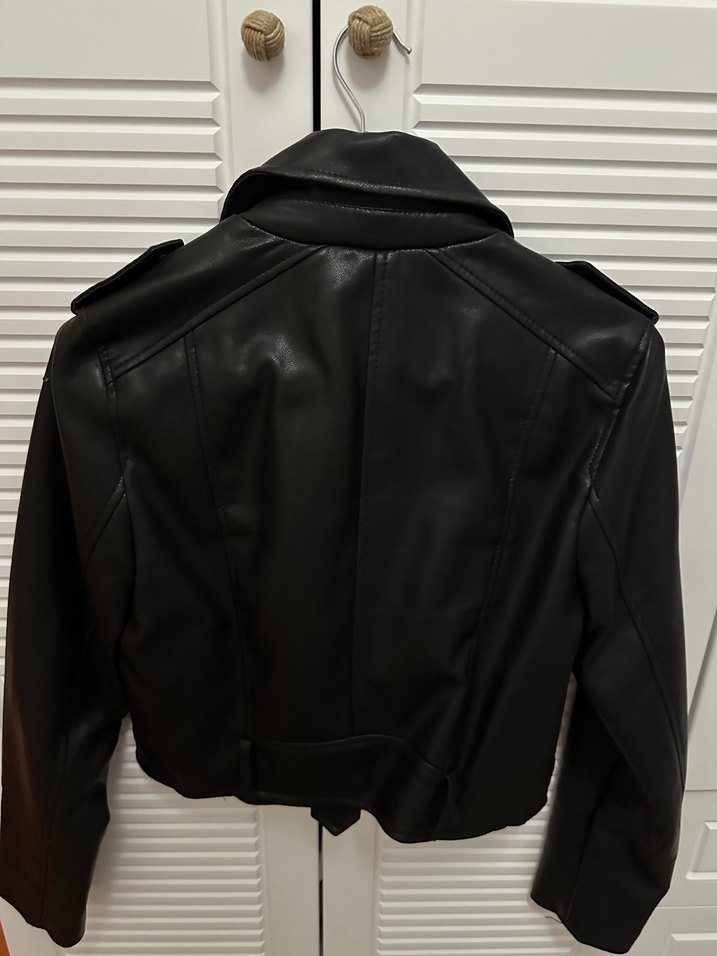 Pullbear Kadın Siyah Deri Ceket - Görsel 2