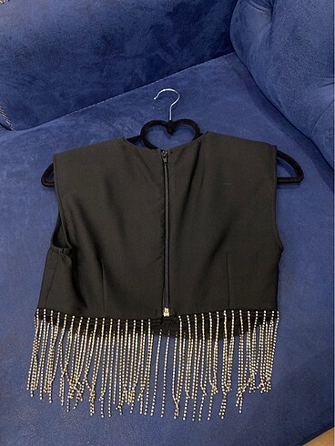 34 Beden Taşlı bluz crop
