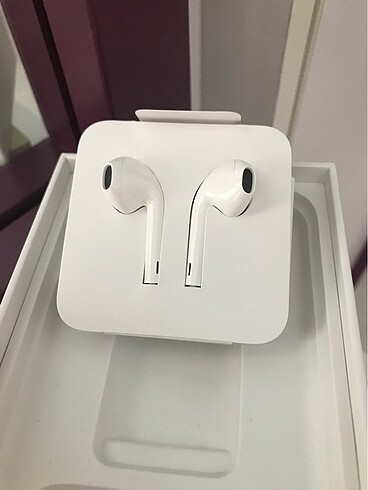 Apple Lightning Konnektörlü Earpods Kulaklık