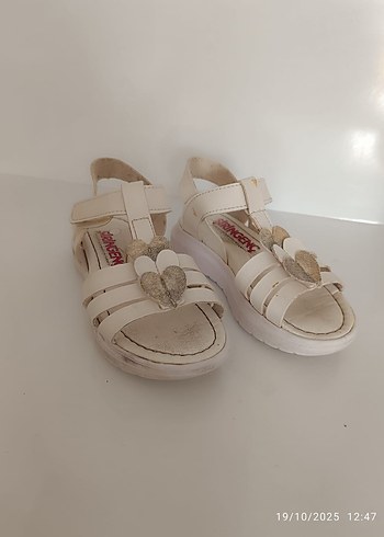 Kız Çocuk Beyaz Cırtcırtlı Terlik - Görsel 5