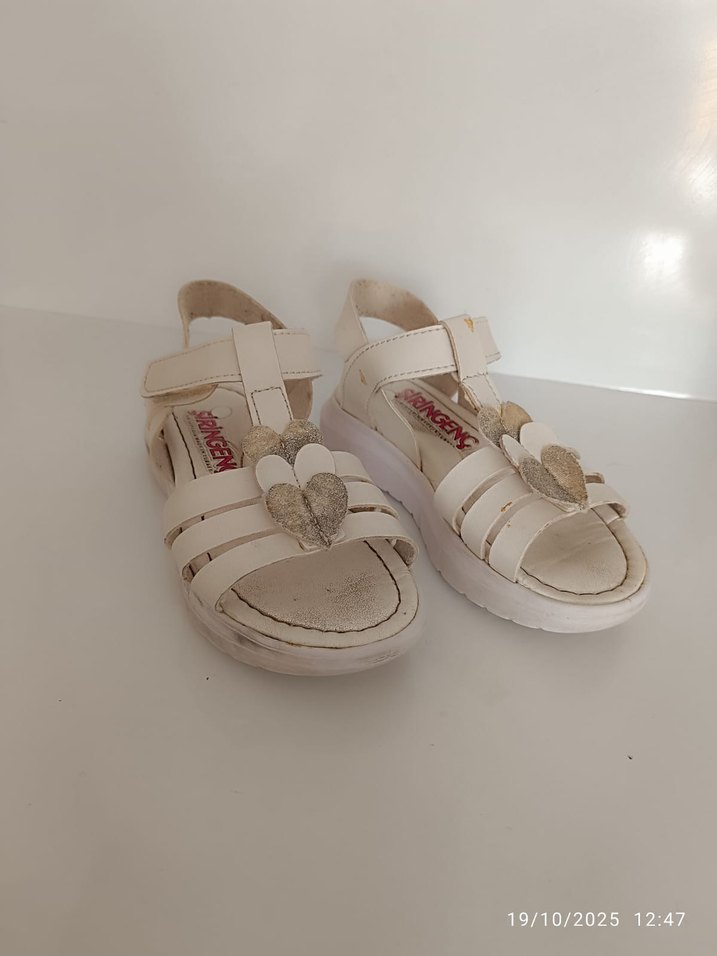 Kız Çocuk Beyaz Cırtcırtlı Terlik - Görsel 5