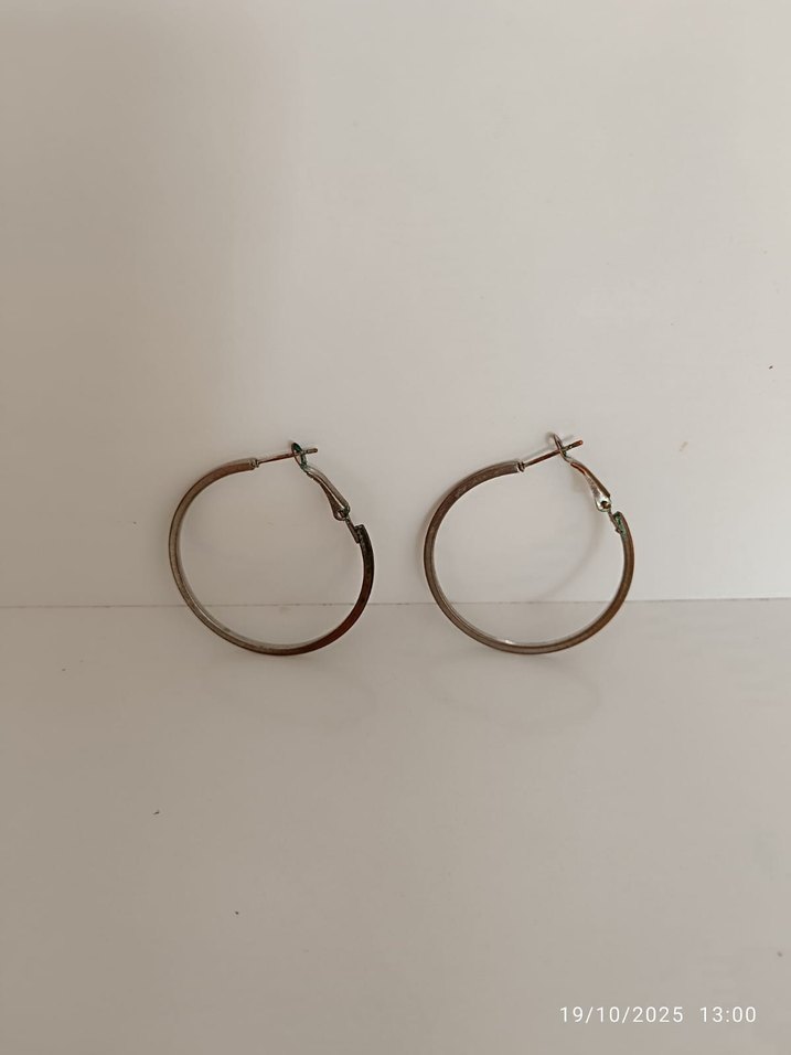 Bej Minimalist Midi Halka Küpeler - Görsel 3