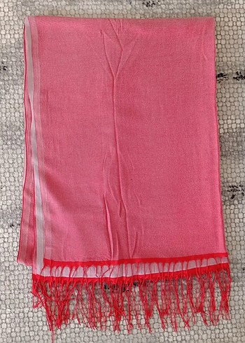 Pembe Pilili Kadın Şal - Görsel 10