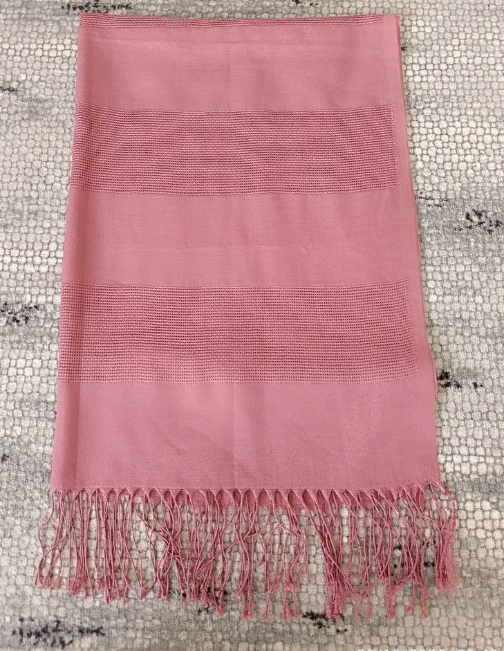 Pembe Pilili Kadın Şal - Görsel 4