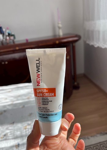 New Well SPF50+ Çok Yüksek Koruma Güneş Kremi - Görsel 3