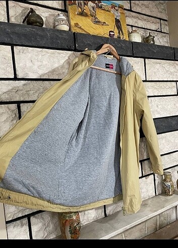 Kapüşonlu Vintage Yağmurluk - Görsel 2