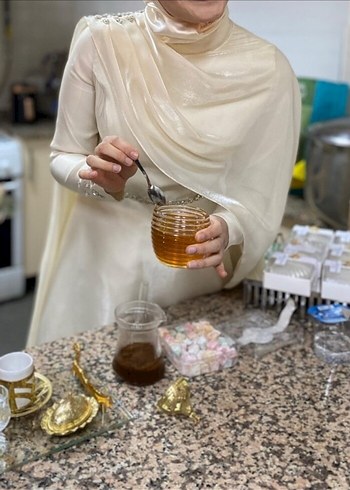 Uzun Kollu Beyaz A Kesim Abiye - Görsel 2