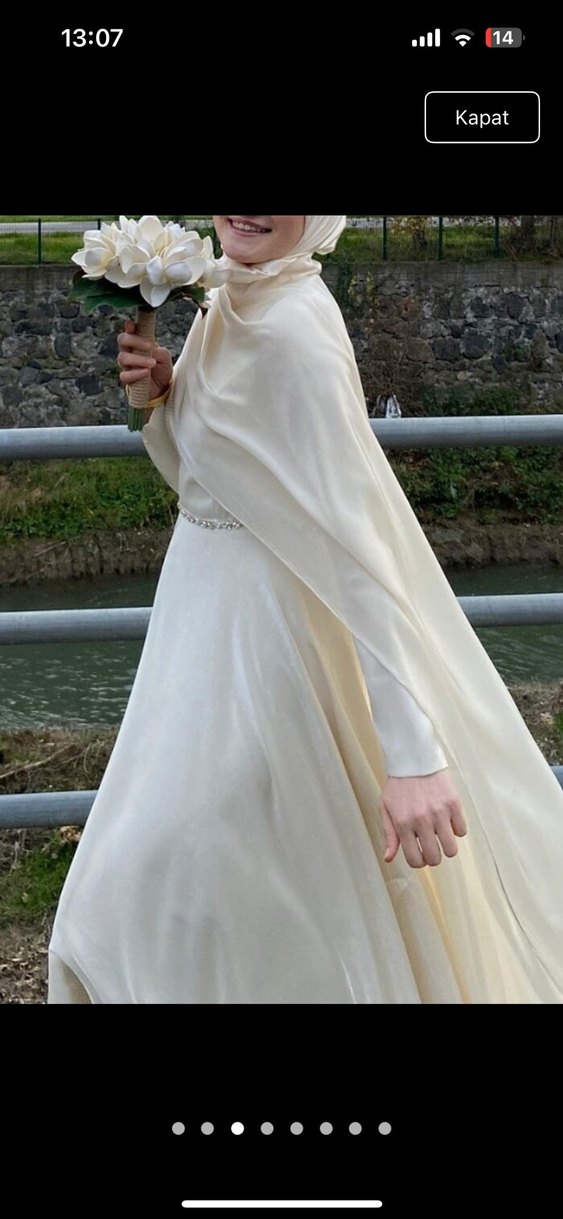 Uzun Kollu Beyaz A Kesim Abiye - Görsel 4