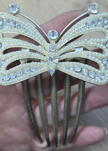 Beyaz Kelebek Figürlü Metal Saç Tokası - Görsel 3