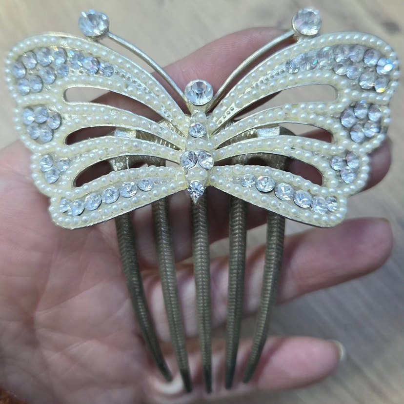 Beyaz Kelebek Figürlü Metal Saç Tokası - Görsel 3