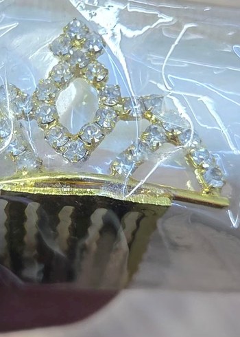 Altın Renkli Parlak Taşlı Saç Tokası - Görsel 2