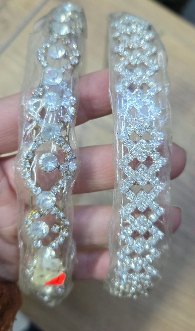 Parlak Beyaz Payetli Gelin Tacı - Görsel 3