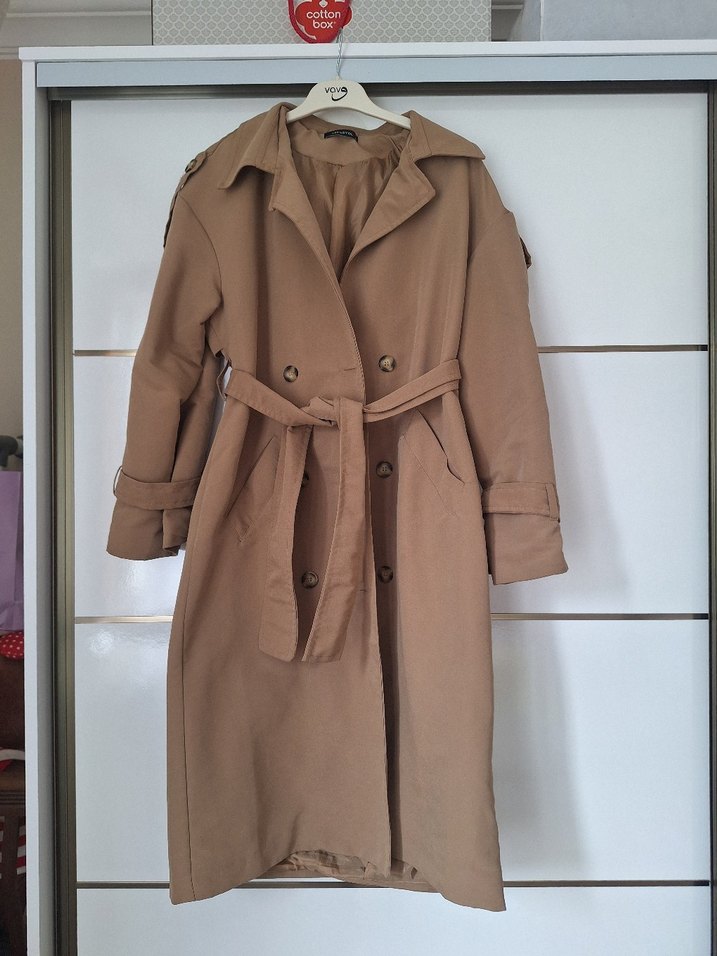 Vizon kemerli rüzgarlık detaylı trençkot - Görsel 5