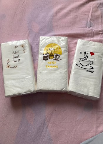 Beyaz Baskılı Pastel Renkli Kağıt Havlu