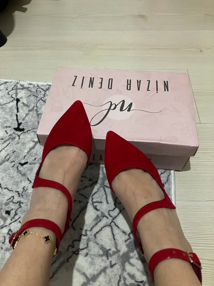 Kırmızı Süet Tokalı Blok Topuklu Kadın Ayakkabı - Görsel 2