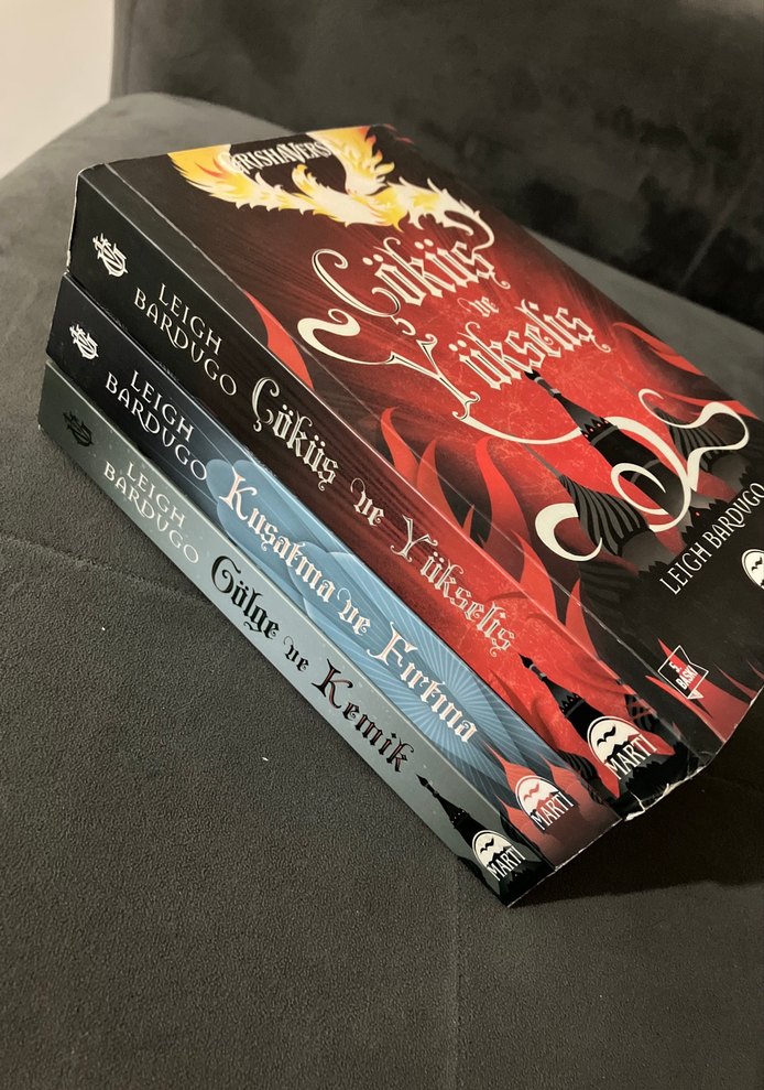 Leigh Bardugo Grishaverse Üçlemesi Seti - Görsel 2