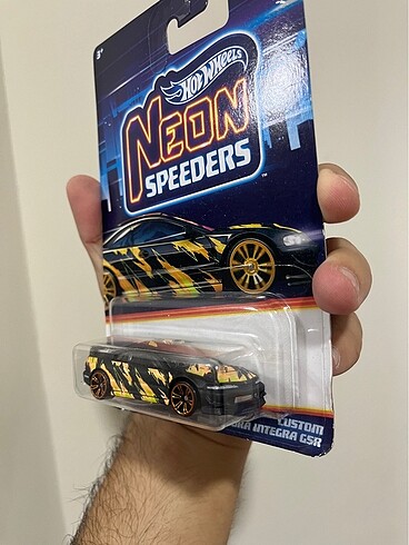  Beden Custom acura integra hot wheels