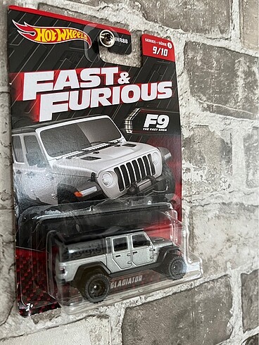  Beden Jeep gladiator