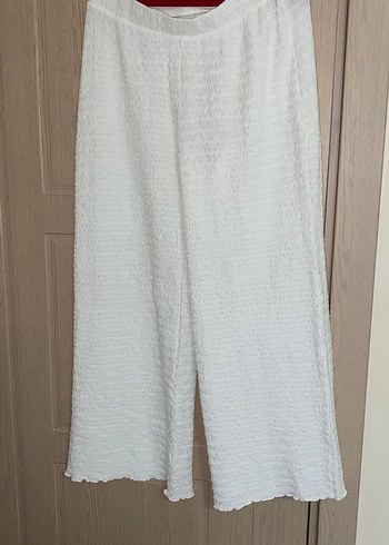 Kadın Beyaz Keten Piliseli Bol Pantolon - Görsel 2