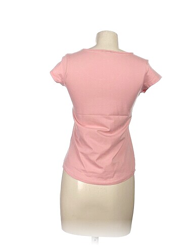 m Beden Diğer T-shirt %70 İndirimli.