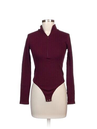 IAMNOTBASIC Bluz %70 İndirimli.