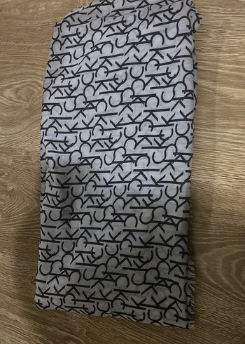 Kadın Gri siyah harf desenli şak - Görsel 2