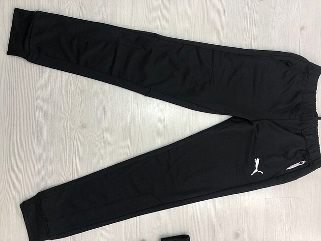 Puma Eşofman takımı