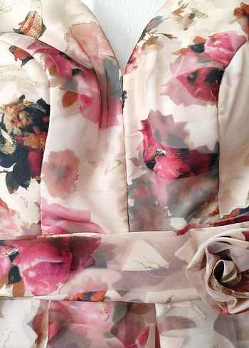 Pembe Baskılı V Yaka Kısa Kokteyl Elbisesi - Görsel 3