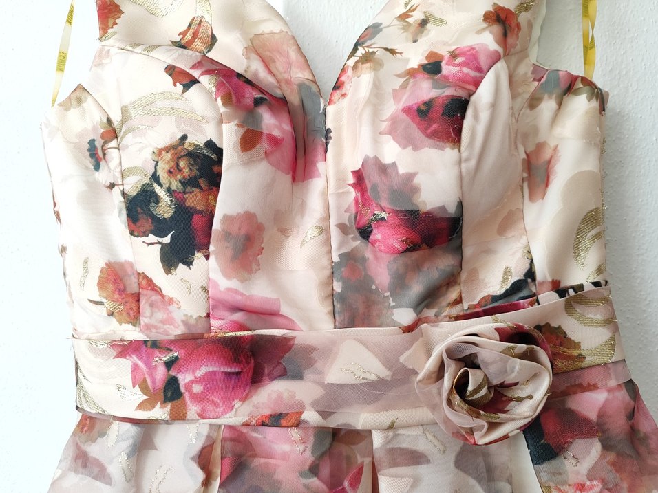 Pembe Baskılı V Yaka Kısa Kokteyl Elbisesi - Görsel 3