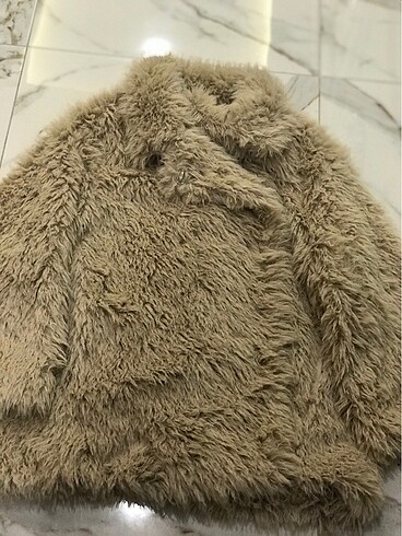 xl Beden H&M marka kürk şeklinde kaban