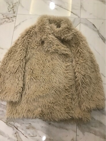 H&M H&M marka kürk şeklinde kaban