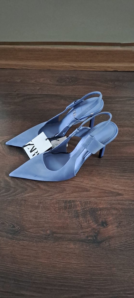 Mavi Tokalı Stiletto Topuklu Kadın Ayakkabı - Görsel 3