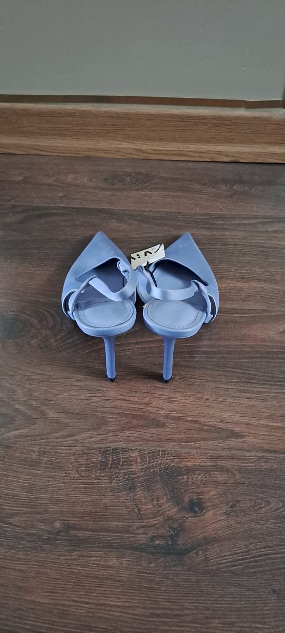 Mavi Tokalı Stiletto Topuklu Kadın Ayakkabı - Görsel 2