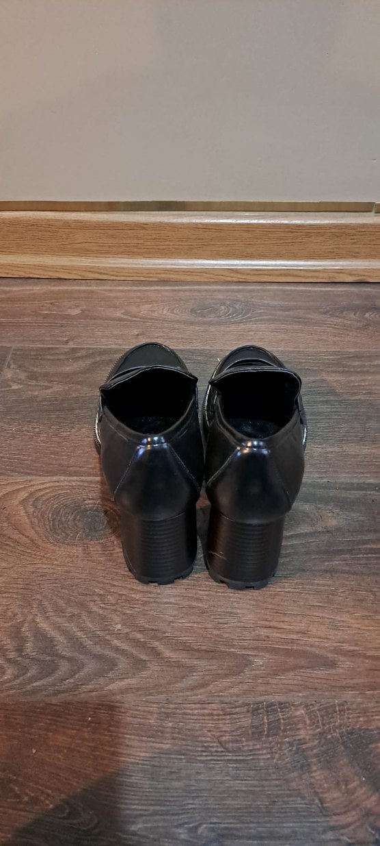 Kadın Siyah Tokalı Topuklu Loafer - Görsel 3