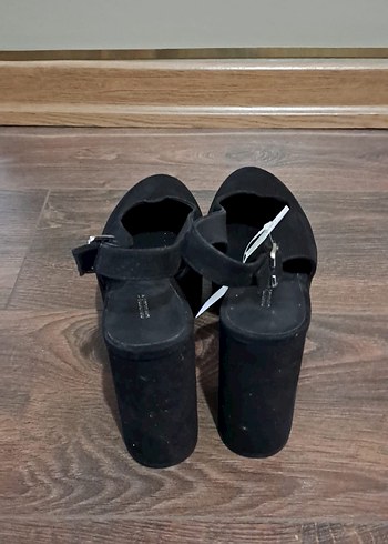 Siyah Platform Topuklu Kadın Ayakkabı - Görsel 2