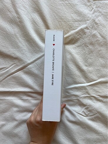  Jane Eyre - Charlotte Bronte
