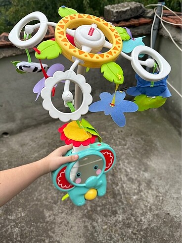 Fisher Price Beşikte ve yerde dönence