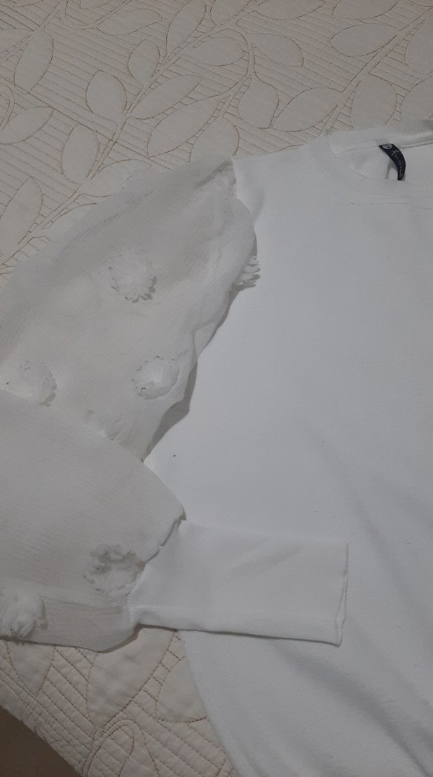 Uzun Kollu Beyaz Kadın Bluz - Görsel 2