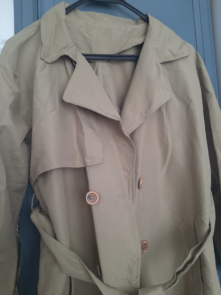 Bej Kemerli Uzun Kadın Trençkot - Görsel 2