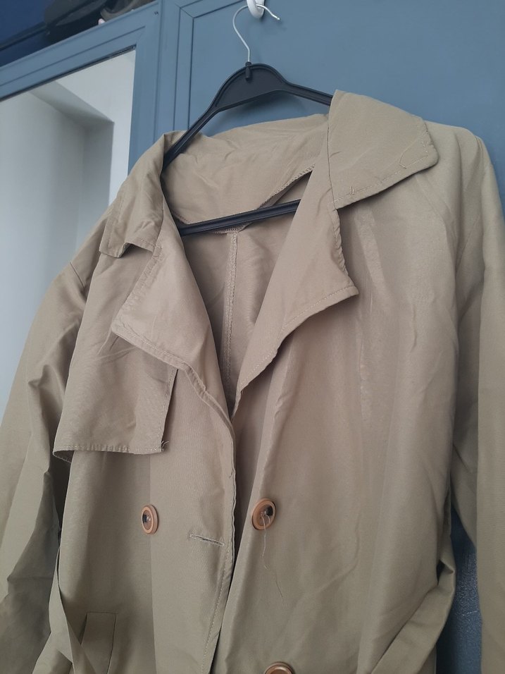 Bej Kemerli Uzun Kadın Trençkot - Görsel 3