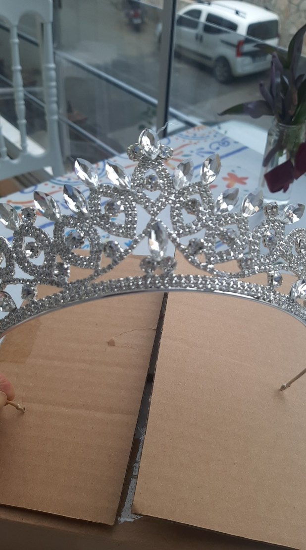 Beyaz Parlak Taşlı Gelin Tacı - Görsel 3