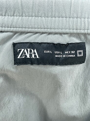 l Beden gri Renk Zara Düz Kesim %70 İndirimli.
