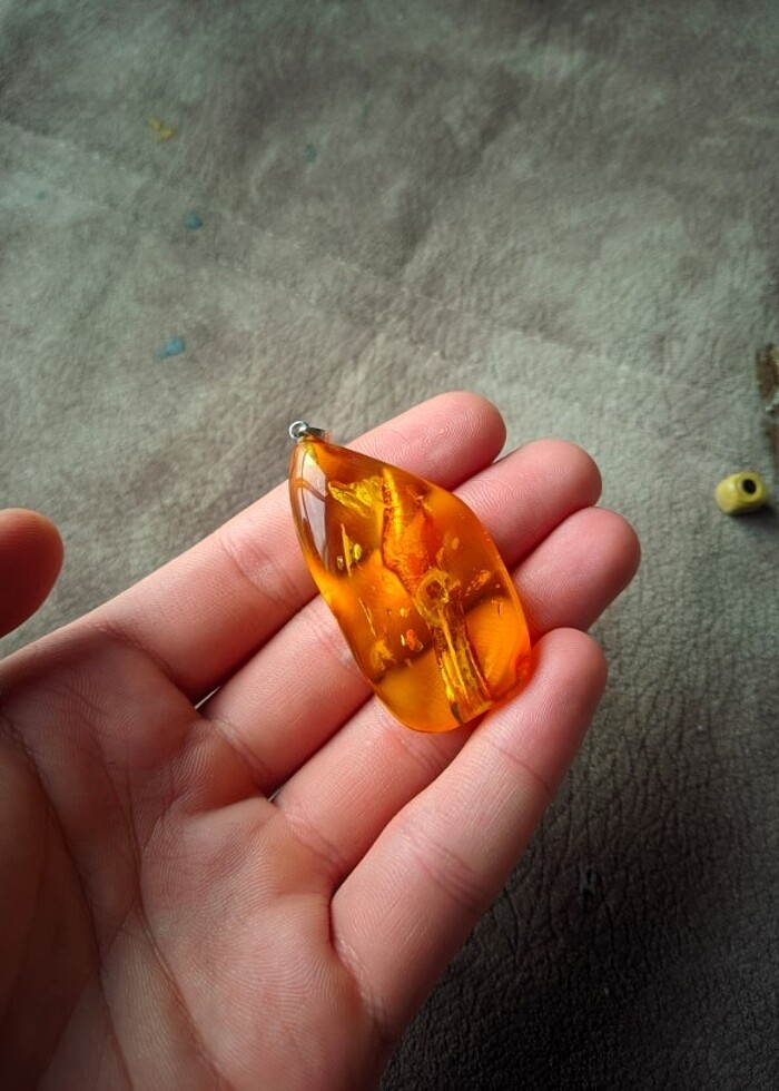 DAMLA KEHRİBAR KOLYE UCU - Görsel 3