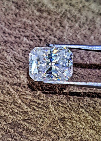 Diğer 2.0ct Zümrüt Kesim Moissanite