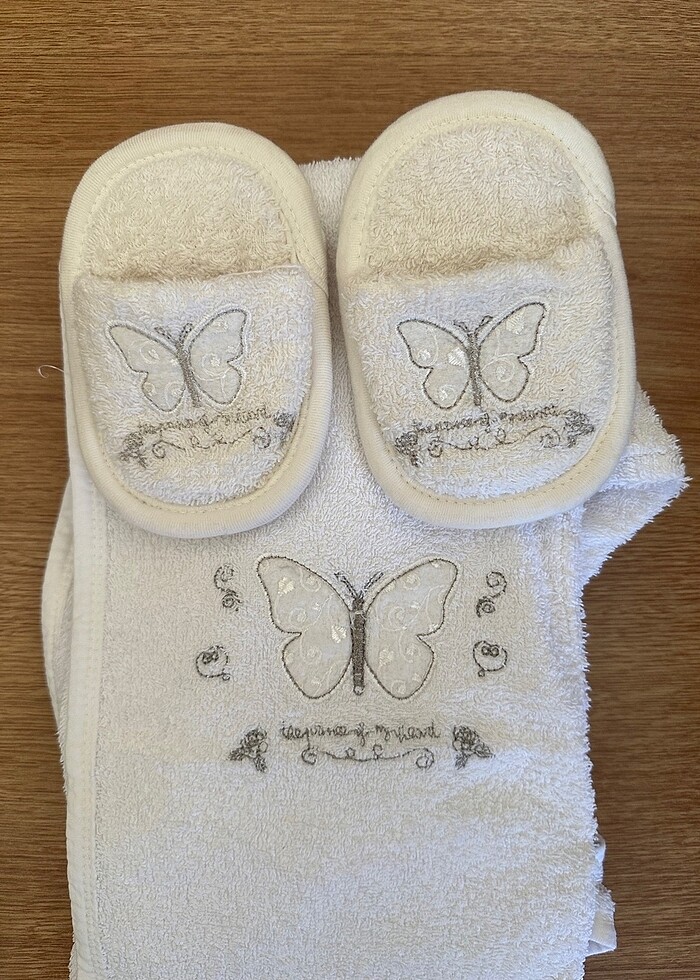 Kız Bebek Bornoz - Görsel 3