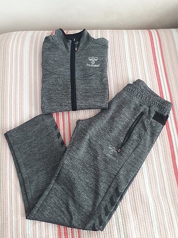 Hummel Eşofman Takımı