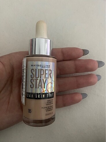 Maybelline skin tint fondöten