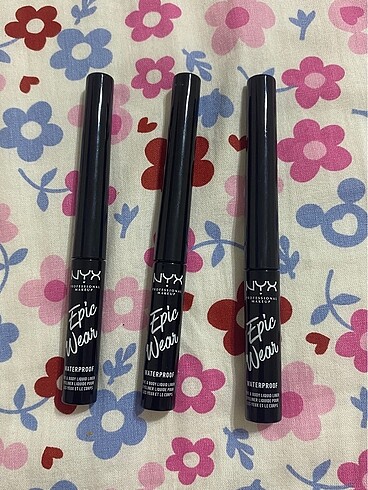 Nyx eyeliner lacivert