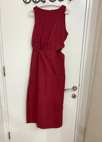 Zara kırmızı elbise