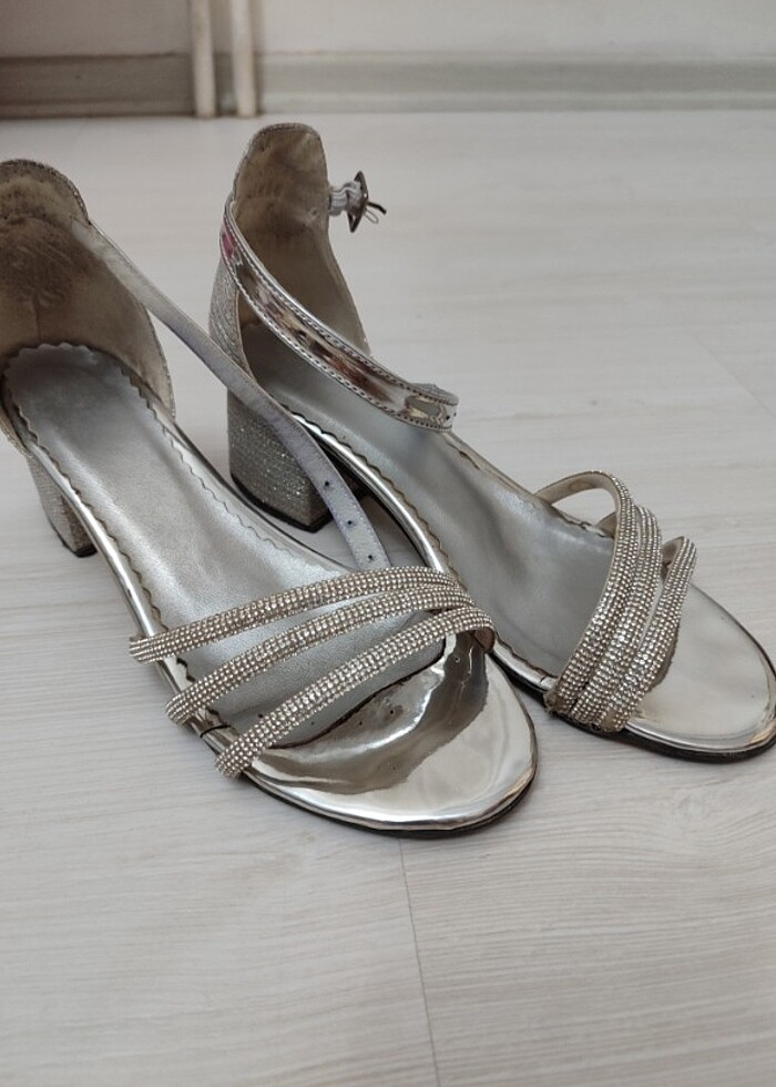 Çocuk Topuklu Ayakkabı  - Görsel 3